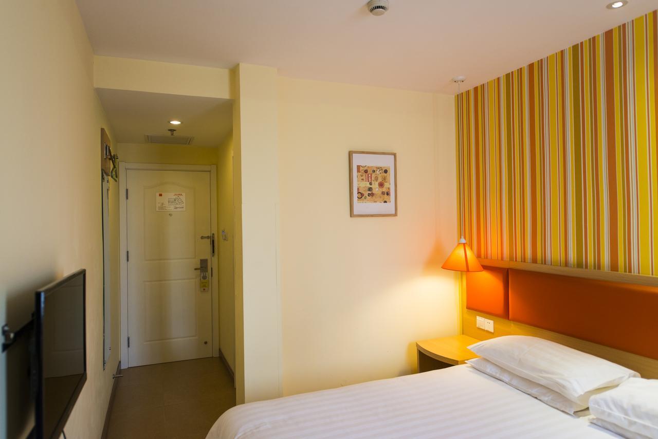 Home Inn Shanghai Hongqiao Terminal Jinshajiang Road Changfeng Bagian luar foto